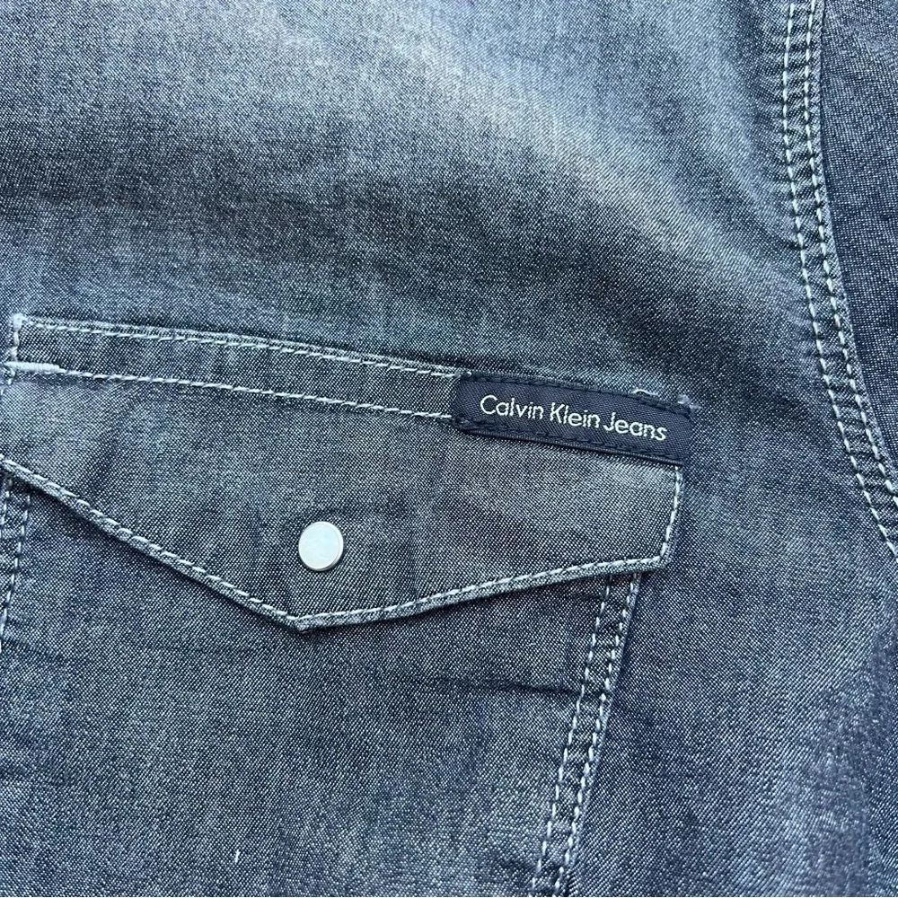Calvin Klein Chambray Button Down Shirt - Grey - Size S - Picture 5 of 10